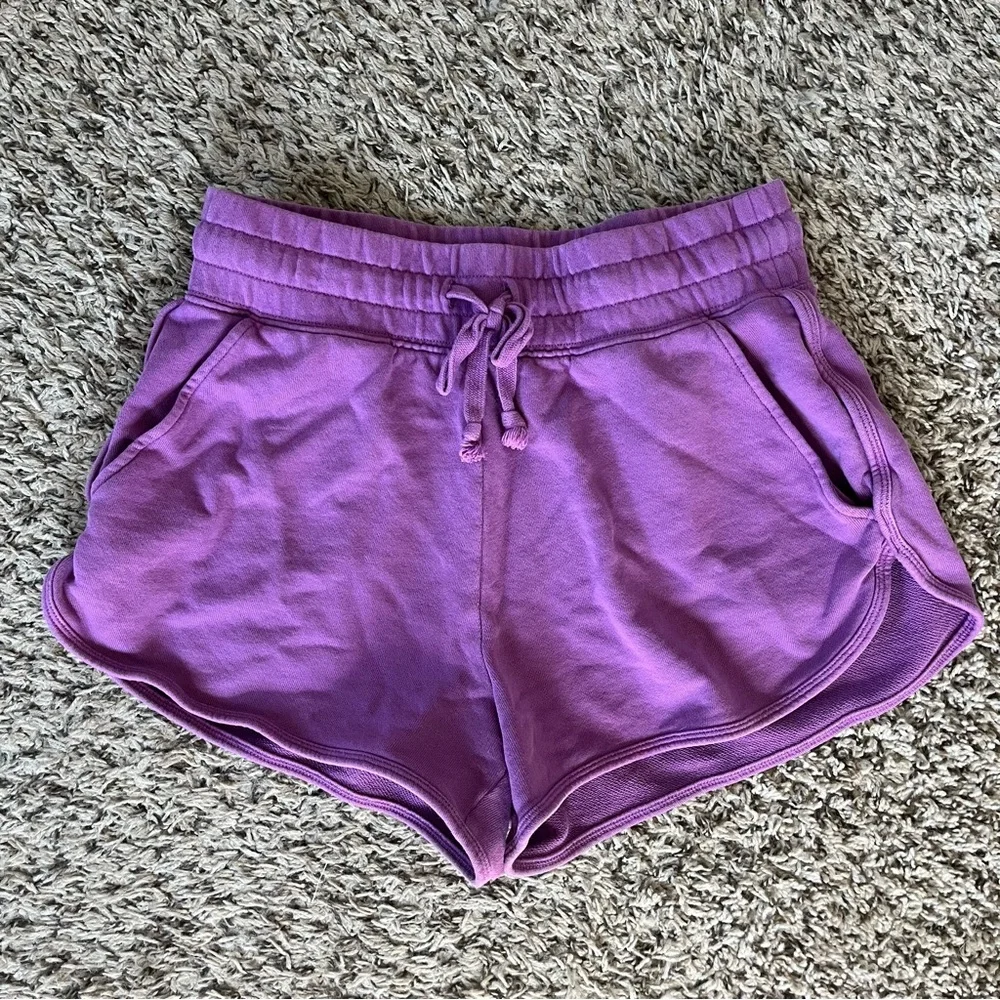 Fabletics Shorts - Picture 1 of 4